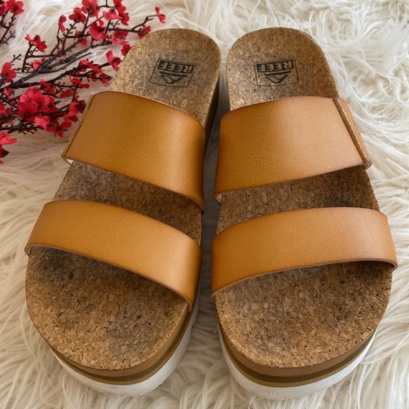 REEF slides sandals - Picture 2 of 14